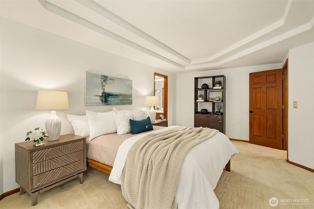 22413 NE 9th Drive, Sammamish, WA 98074