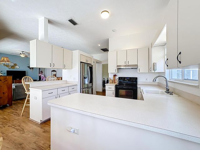 2342 SE Grand, Port St Lucie, FL 34952