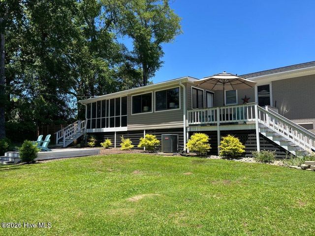 132 Egret Point Road, Wilmington, NC 28409