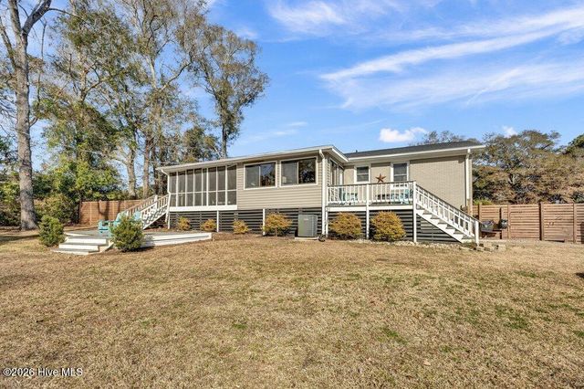 132 Egret Point Road, Wilmington, NC 28409