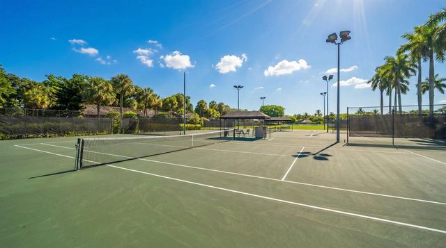 13334 Polo Club Road 240, Wellington, FL 33414