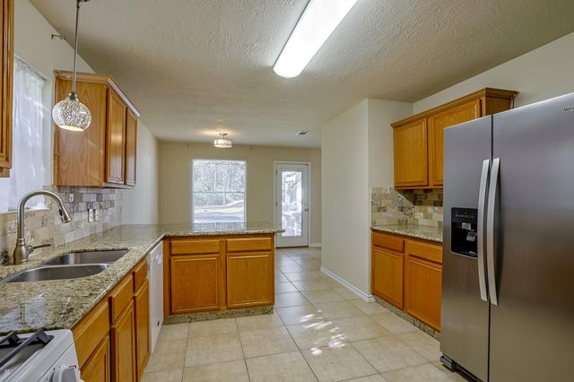 28915 Forest Hill Drive, Magnolia, TX 77355