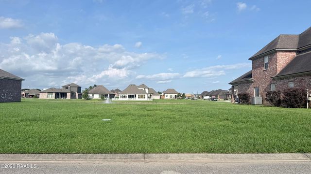 102 Deer Run Drive, Lafayette, LA 70506