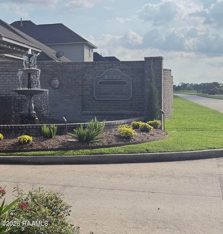 102 Deer Run Drive, Lafayette, LA 70506