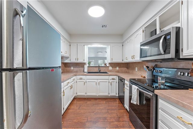 1710 Mayflower Road, Bentonville, AR 72713