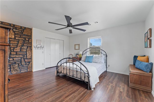 1710 Mayflower Road, Bentonville, AR 72713