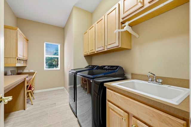 10010 CHERRY HILLS AVENUE CIRCLE, Bradenton, FL 34202