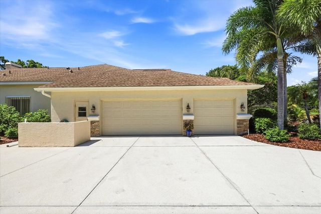10010 CHERRY HILLS AVENUE CIRCLE, Bradenton, FL 34202