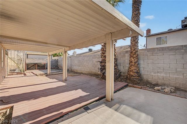 1702 Marathon Drive, Las Vegas, NV 89108