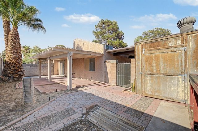 1702 Marathon Drive, Las Vegas, NV 89108
