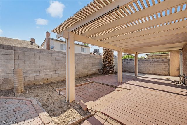 1702 Marathon Drive, Las Vegas, NV 89108