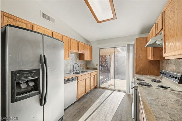 1702 Marathon Drive, Las Vegas, NV 89108