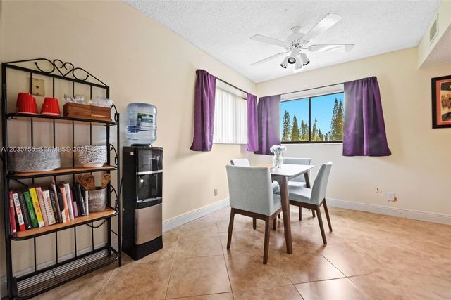 5598 Witney Dr 214, Delray Beach, FL 33484