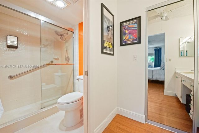 5598 Witney Dr 214, Delray Beach, FL 33484