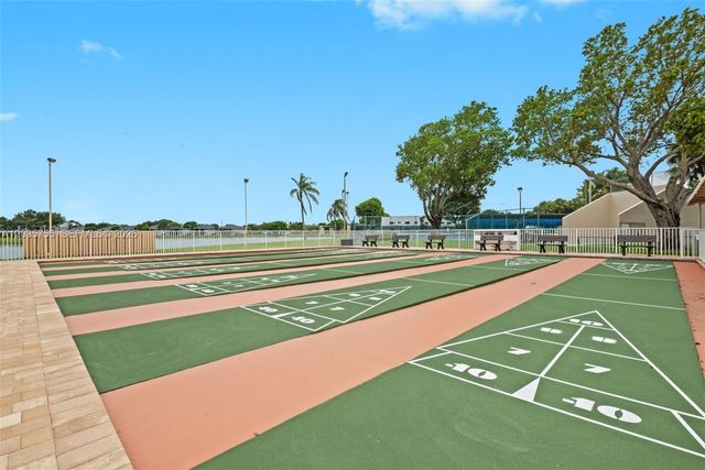 5598 Witney Dr 214, Delray Beach, FL 33484