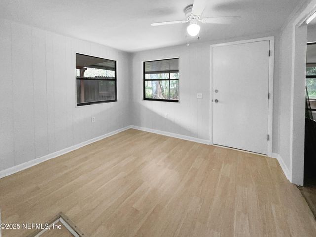 949 GRANVILLE Road, Jacksonville, FL 32205