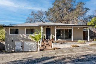 185 Grace Ct, Cloverdale, CA 95425