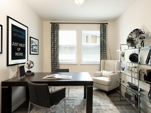 1800 South Main, Kyle, TX 78640