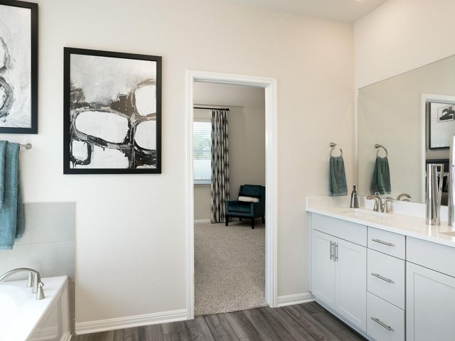 1800 South Main, Kyle, TX 78640