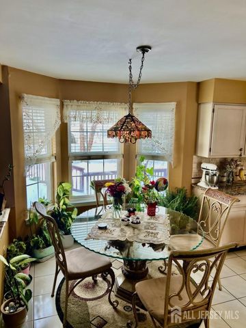 33 Bennett Road, Old Bridge, NJ 07747