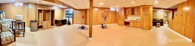 33 Bennett Road, Old Bridge, NJ 07747