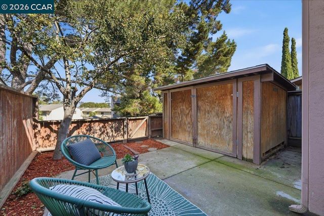 1824 Tesoro Ct, Pinole, CA 94564