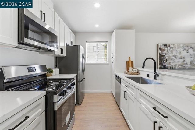 1824 Tesoro Ct, Pinole, CA 94564