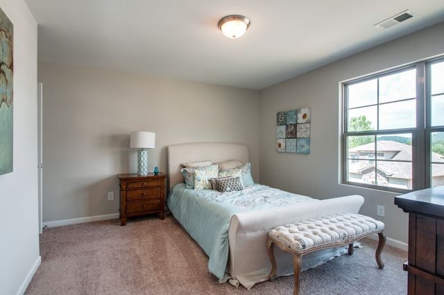 10 Elissa Place, Hendersonville, TN 37075