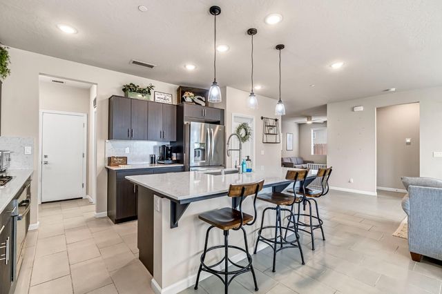 4158 Buckingham Avenue, Clovis, CA 93619