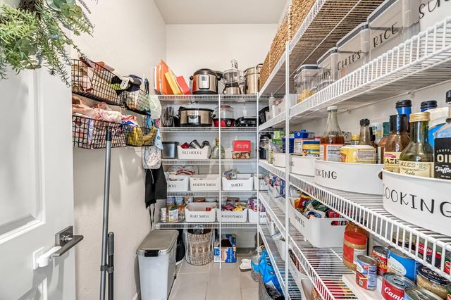 4158 Buckingham Avenue, Clovis, CA 93619