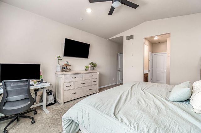 4158 Buckingham Avenue, Clovis, CA 93619