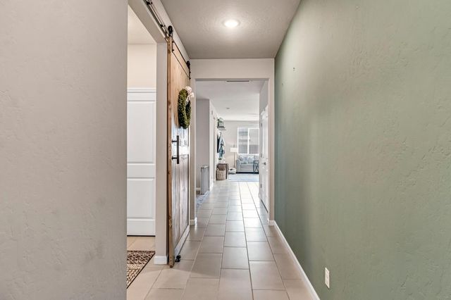 4158 Buckingham Avenue, Clovis, CA 93619