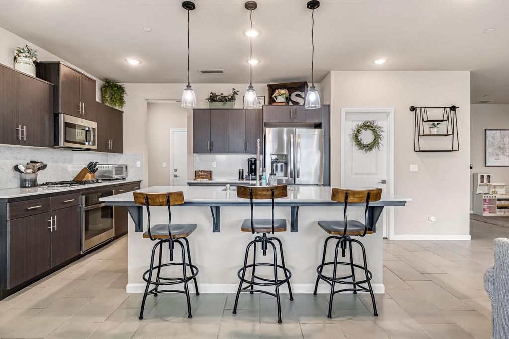 Image 16 of property listing at 4158 Buckingham Avenue, Clovis, CA 93619