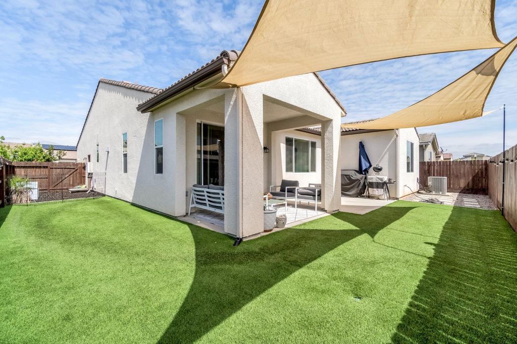 Image 32 of property listing at 4158 Buckingham Avenue, Clovis, CA 93619