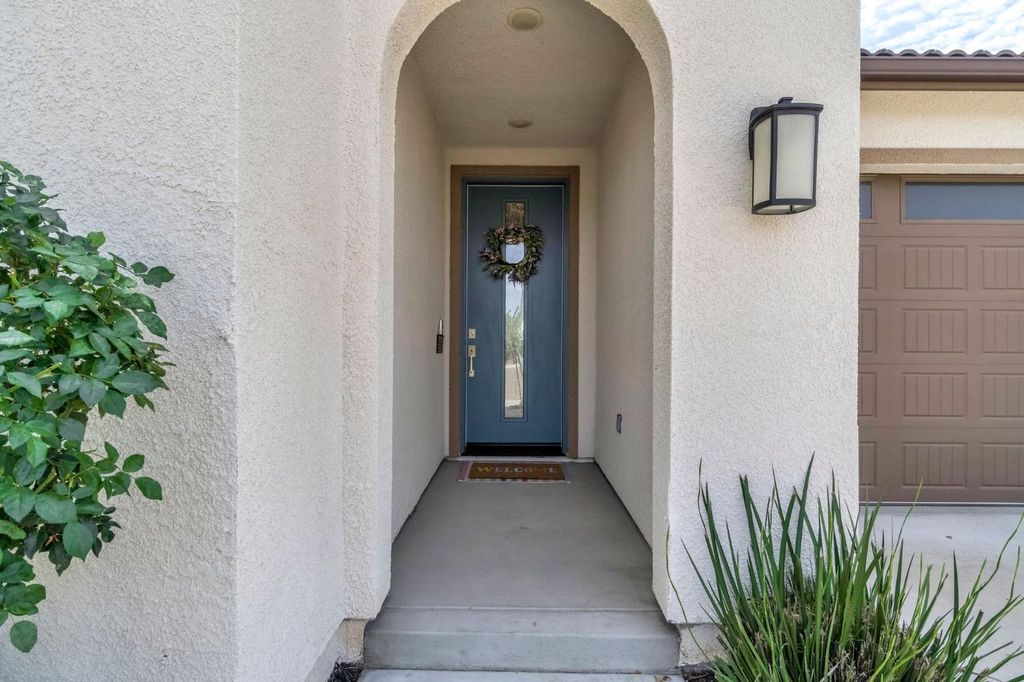 Image 4 of property listing at 4158 Buckingham Avenue, Clovis, CA 93619