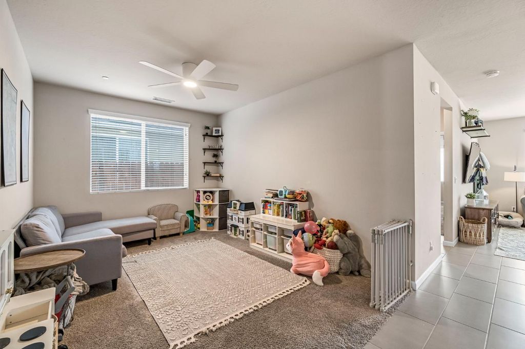 Image 7 of property listing at 4158 Buckingham Avenue, Clovis, CA 93619