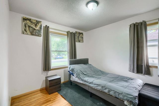 11256 Arrowhead Street NW, Coon Rapids, MN 55433