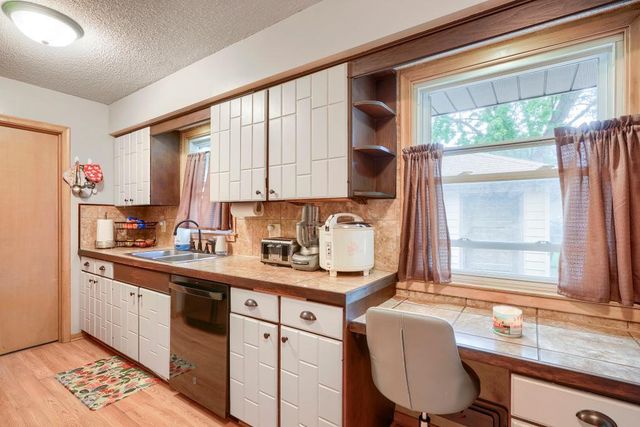 11256 Arrowhead Street NW, Coon Rapids, MN 55433