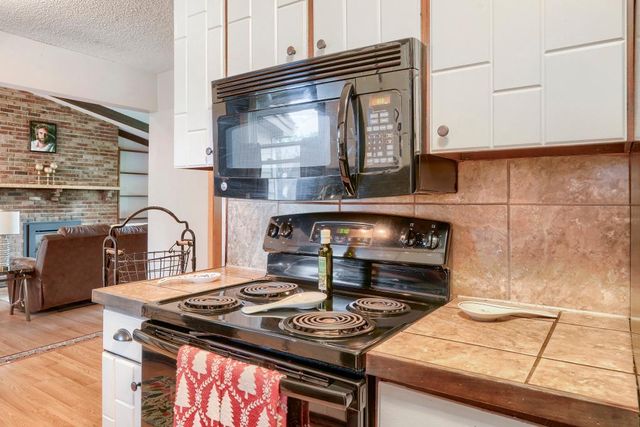11256 Arrowhead Street NW, Coon Rapids, MN 55433