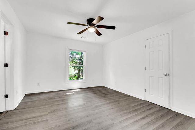 827 E Garfield Street, Springfield, MO 65803
