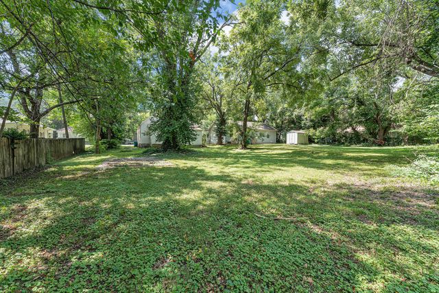 827 E Garfield Street, Springfield, MO 65803