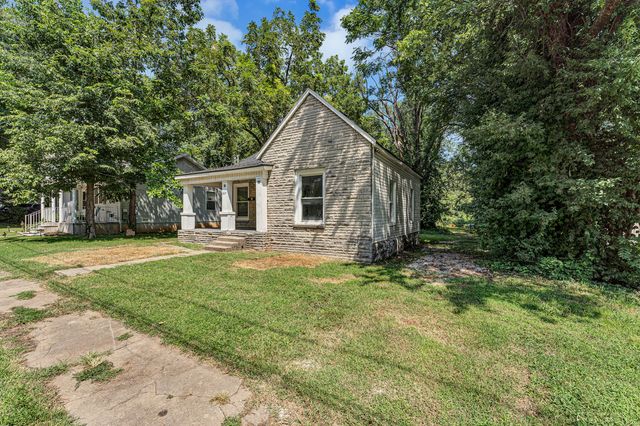 827 E Garfield Street, Springfield, MO 65803