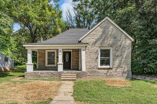 827 E Garfield Street, Springfield, MO 65803