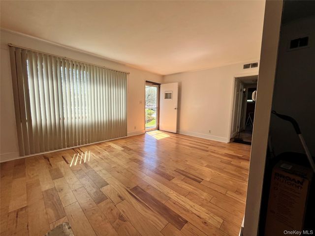 2 Gardner Street, Newburgh, NY 12550