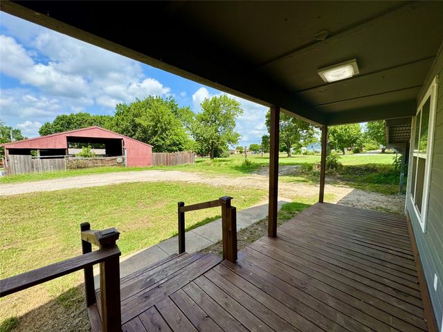 100 Beryl Lane, Blue Ridge, TX 75424