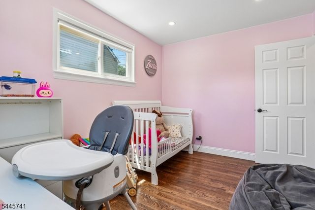 64 16Th Ave, Elmwood Park Boro, NJ 07407