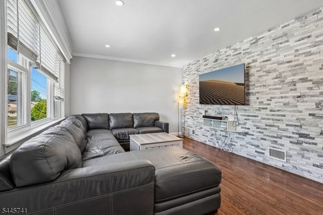 64 16Th Ave, Elmwood Park Boro, NJ 07407