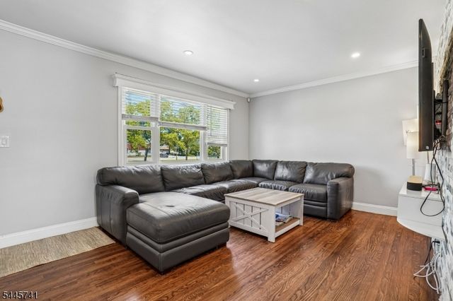 64 16Th Ave, Elmwood Park Boro, NJ 07407