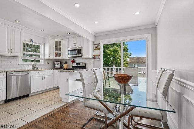 64 16Th Ave, Elmwood Park Boro, NJ 07407