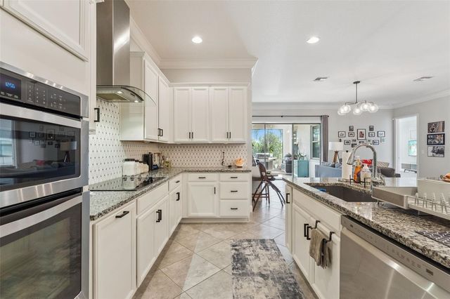 10151 HENBURY STREET, Orlando, FL 32832